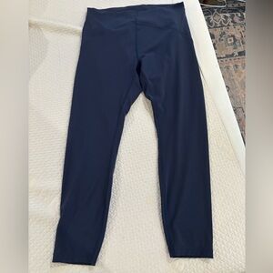 Instill leggings, barely worn, no pilling. EUC